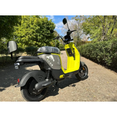 Електроскутер FADA MOAi 800W 48V 20Ah 14"